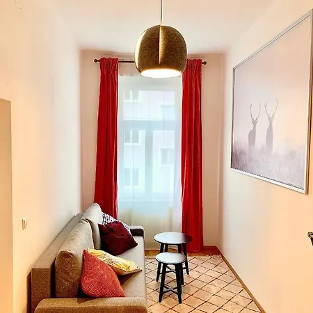 Urban Retreat - By Nahuen *