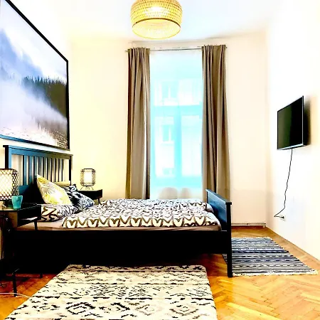 Urban Retreat - By Nahuen Graz