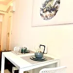 Apartment Urban Retreat - By Nahuen Graz