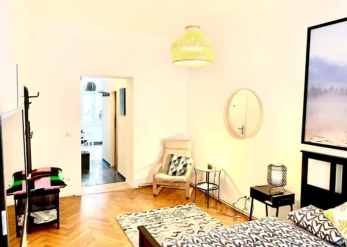 Urban Retreat - By Nahuen